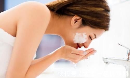 抗菌性|正确的洗脸方式,误区频繁更换洗面奶、洗面奶不一定美白