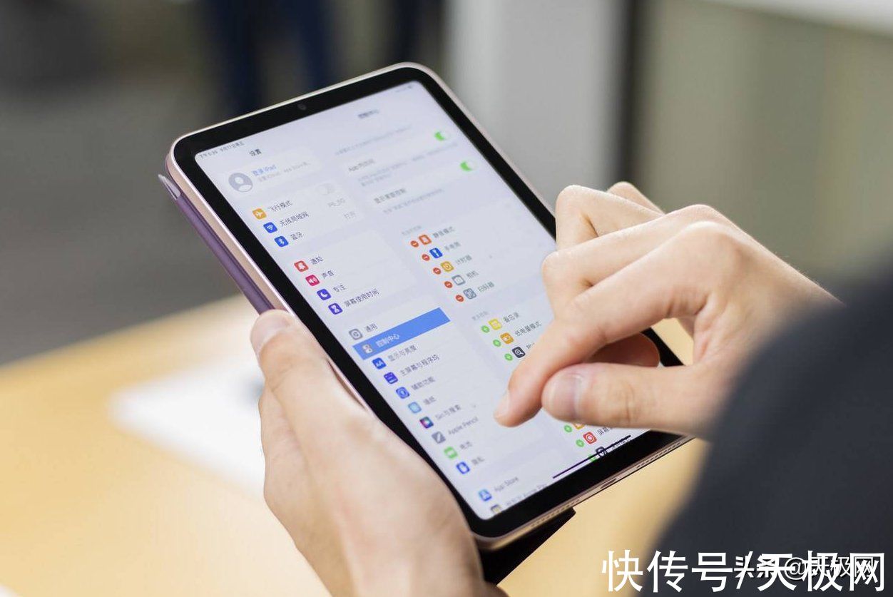 品控|iPadmini 6又翻车！屏幕变形致图像显示失真，遭用户疯狂吐槽