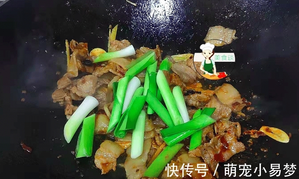 家常版|入冬后，最馋这道菜，比回锅肉还香，每回炒一盘，一锅米饭不够吃
