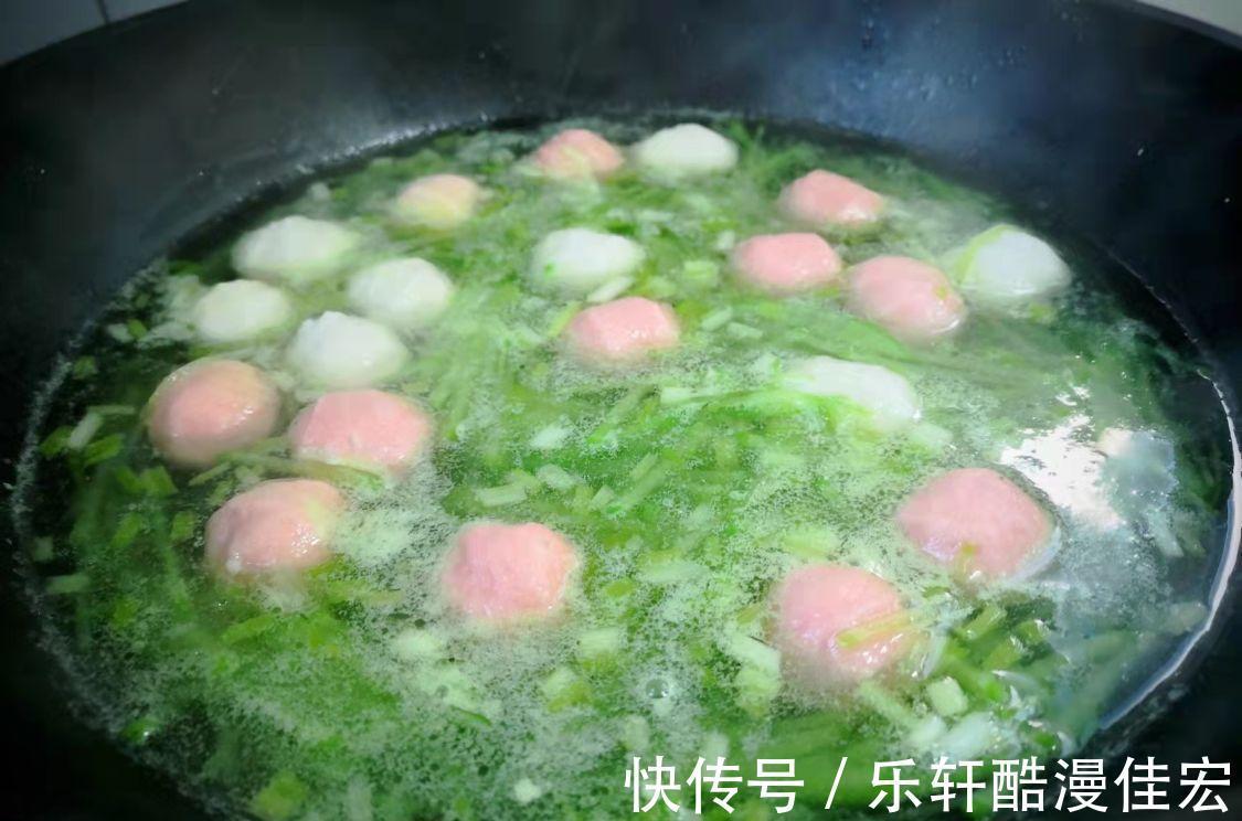 天冷了,这汤我家两天煮一次,清爽不油腻,暖和又顺气,便宜好喝