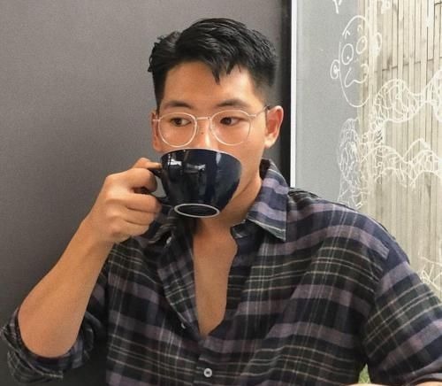 刘海 20岁左右男生别留“锅盖头”，剪这5款发型更适合，干净又帅气
