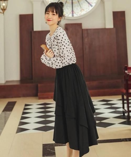 黄黑相间的衣服不要随便挑选，选择好颜色才是关键