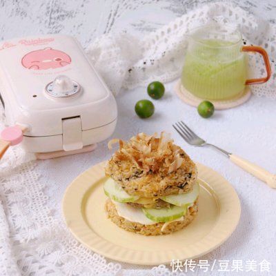 黄瓜|超扎实超满足的黄瓜牛肉饼芝士米汉堡