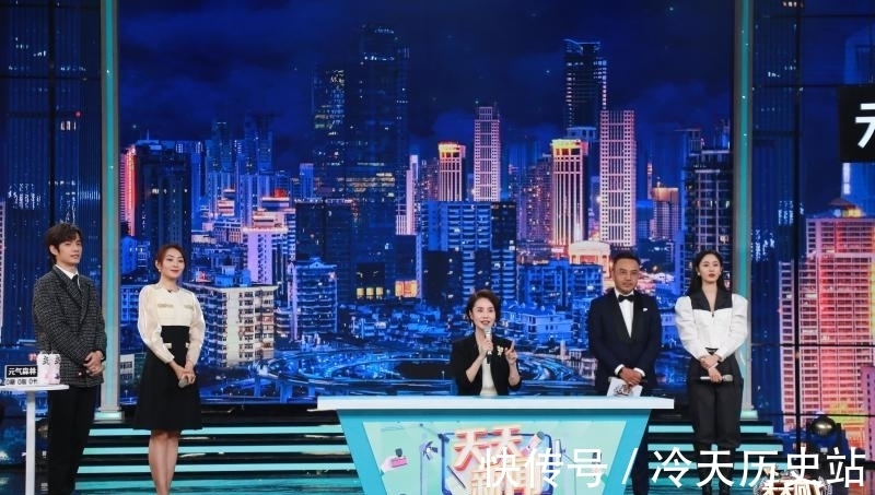 张颜齐首度公开父亲职业，《天天向上》将播出“中国记者”专题