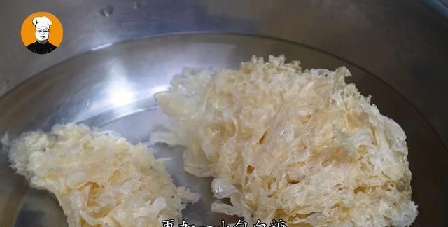 入冬后多吃银耳和山药，教你养生做法，美容养颜佳品，软糯又好喝