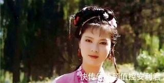 怡红院里&《红楼梦》:袭人探亲回家,晴雯这三个细节显示了她的“野心”!