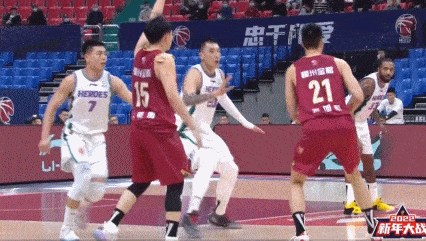 浙江|五连胜!吴前砍18+9浙江轻取山东 全队六人上双