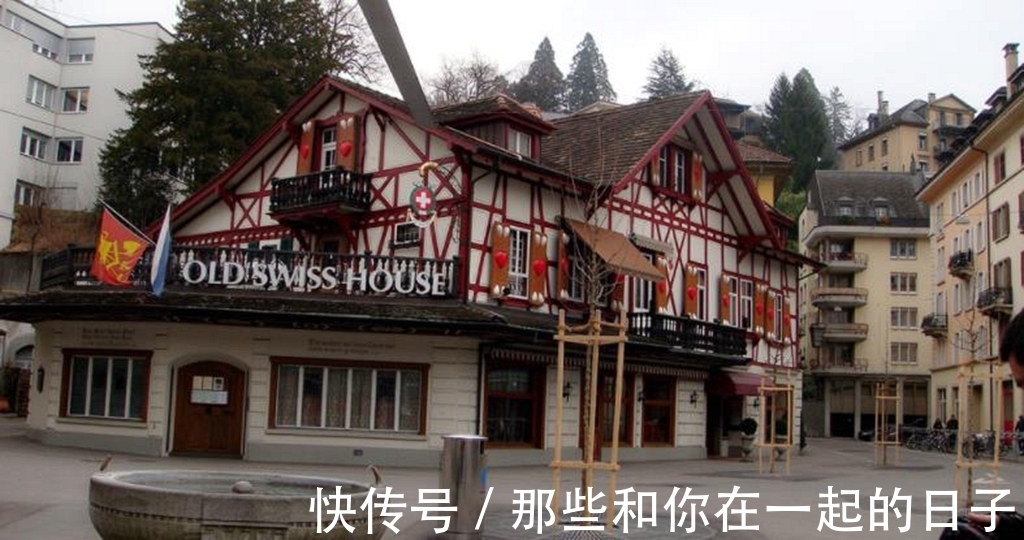 卧室|越来越多人卧室不买双人床了,现在流行这种床,省钱省事省空间