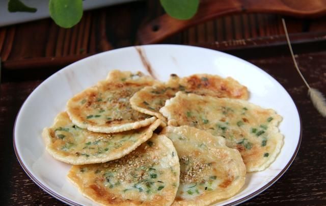 儿子迷上这早餐,做法简便快速,脆糯咸香,天天让我给他做