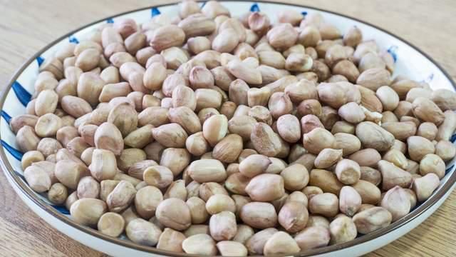  必备|4款花生米做法，下酒与当作小零食都不错，好吃不上火，家宴必备