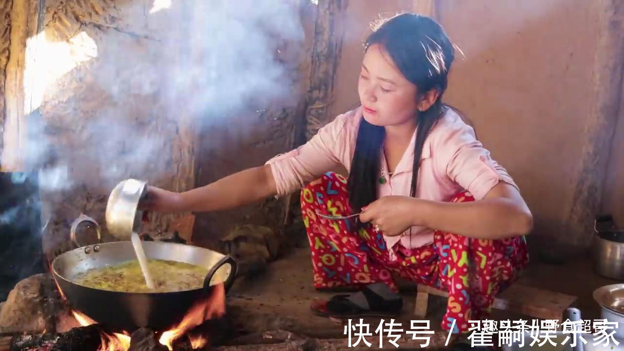 勺子|尼泊尔人不用筷子吃汤面,村长家的儿媳妇下厨,美女煮美食