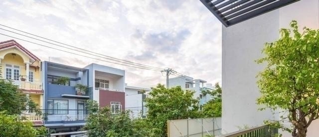 农村|卖掉城里100㎡,回农村建230㎡别墅,一楼院子顶楼露台,生活安逸