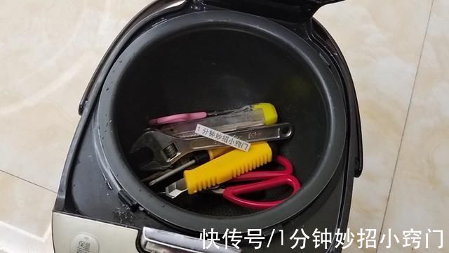 卖废品时,废旧电饭锅记得留下来!家家用得到,看完在家翻出来
