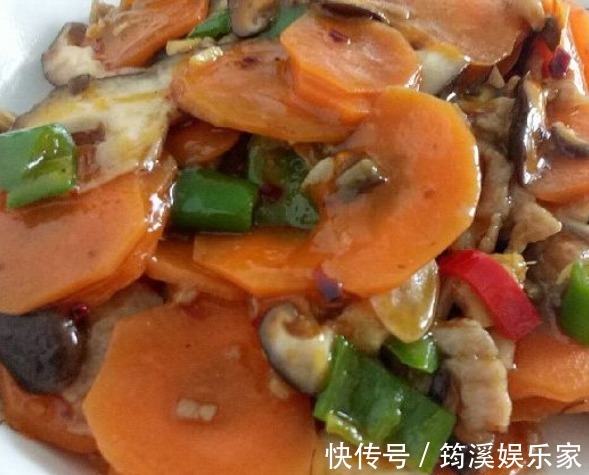 香菇|香菇和此物一起炒,血管不堵塞,肌肤更细腻光滑,子宫也慢慢变好