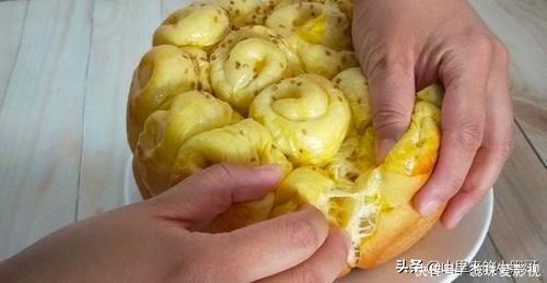 教你面包最简单的做法,不用烤箱不用蒸,暄软拉丝,再也不用买了