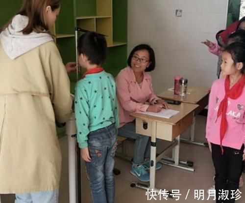 长高|10瓶牛奶比不过做好这2件事,想要孩子轻松长高个,家长要多学学