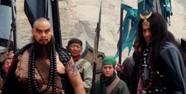 方腊@水浒传中马上第一是林冲至少有5位猛将不服,光梁山上就有2位!