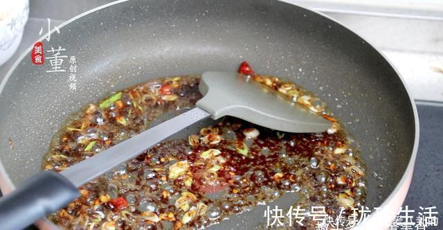 锅塌豆腐|原来保存豆腐这么简单，只需一碗水，不用放冰箱也不坏，超实用