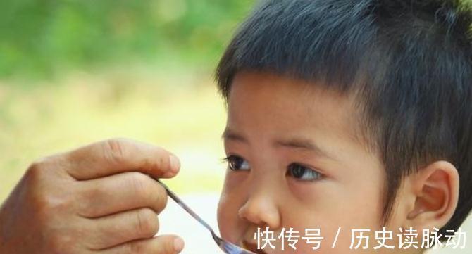 孩子|5个月婴儿肾脏长满珍珠,只因辅食里添加了它,宝宝被害惨了