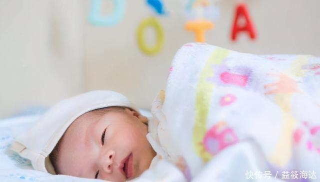 深度睡眠|新生儿睡着时爱“偷笑”父母别只觉得可爱,其中的原因不可忽视