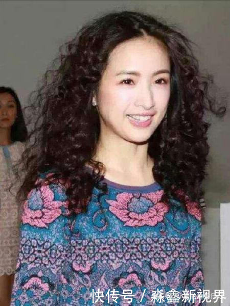 女人过了40岁,尽量少留这3款“大妈”发型,这3款发型更适合你