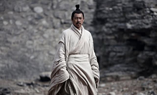 田忌|这个竹简的出现,揭示了庞涓的痛下狠手,皆因孙膑的狠毒