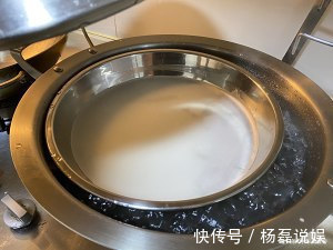 婆婆做了30年的凉皮,配方和比例全告诉你,不破不碎,爽滑又筋道