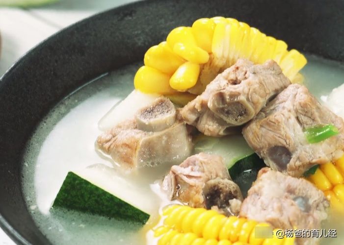  两样|排骨中加两样食材，鲜香肉嫩又营养，简单一炖，孩子特爱吃