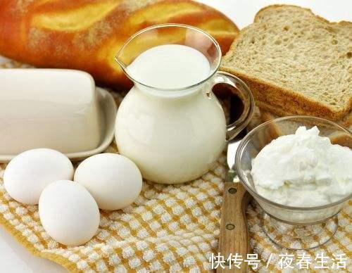 牛奶|原来吃虾皮、芝麻酱不补钙真正补钙的3种食物,很多人都不爱吃