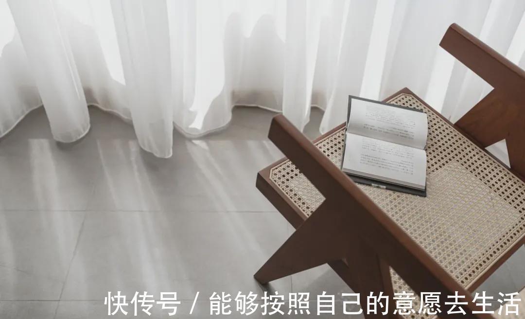 乳胶漆|日子过久了,才知道简单装修最舒适,看她家,既清新又治愈