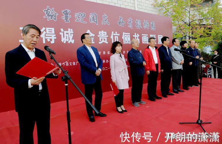 笔生@忆昔彤庭望日华 才思俊逸笔生花