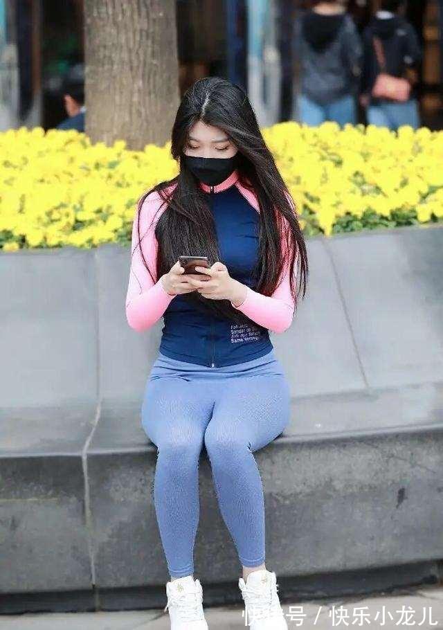 美腿 优雅自信的打底裤随意休闲感十足,凸显修长美腿,气质不凡