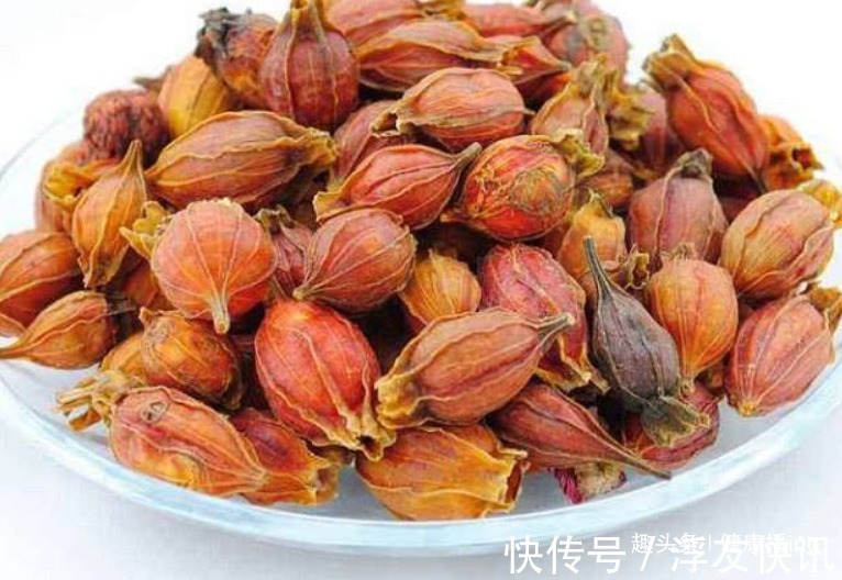 清炒丝瓜|女性不想脸生黑斑,夏季常吃以下食物,淡化黑色素,保持肌肤水嫩