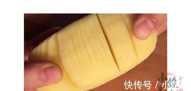 吃了半辈子的土豆，第一次见这新鲜做法，营养又解馋，拿肉都不换