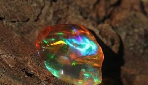 看似|这些宝玉石看似普普通通,实则克价都上万