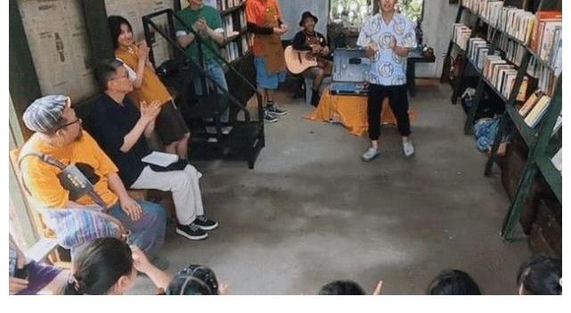 黄渤|超搞笑，黄磊邀黄渤做客《向往》这个套路，张艺兴请杨紫时也用过