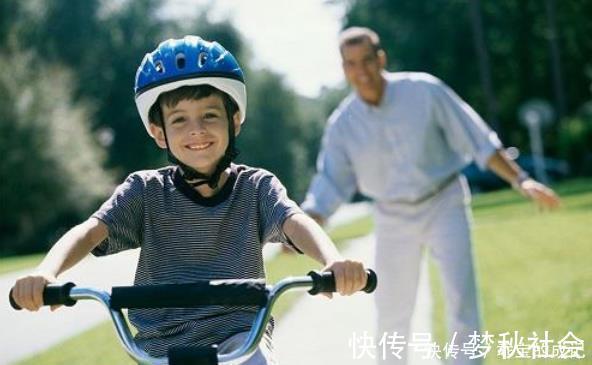 改正|父母“包办式”服务,让孩子缺少责任心,错误的教育方法赶快改正