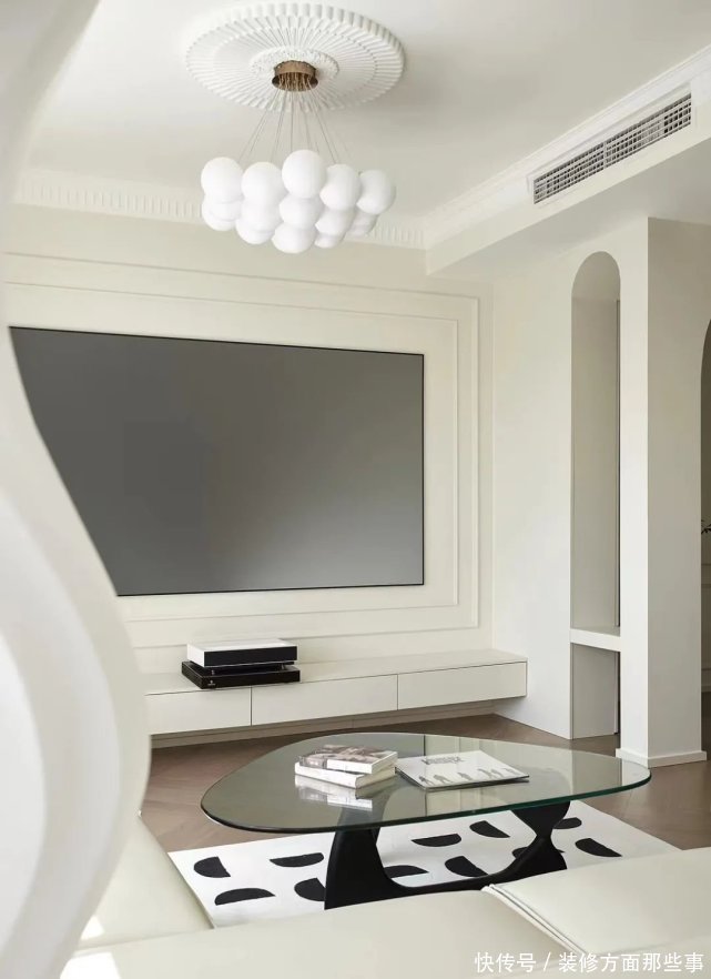 拱形|65㎡奶油色+拱形门搞定轻法式风,原来小户型也可以这么仙!