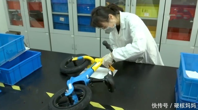 儿童|儿童玩具黑名单再刷新，洗澡鸭、水晶泥均在榜，看看你家还有吗