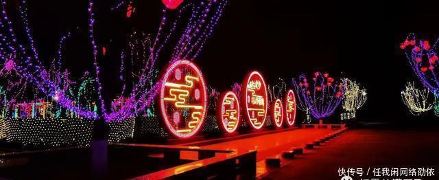 老年|朔州的春节彩灯亮起来了