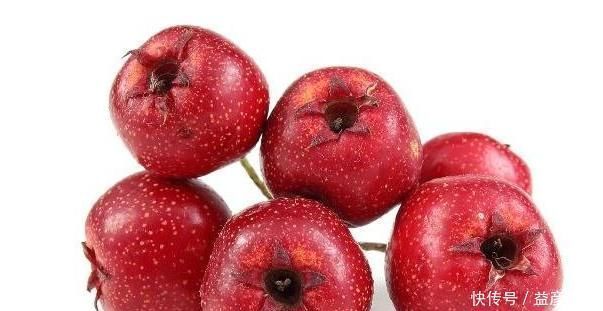 枸杞|山楂和此物一起泡,坚持喝半月,有助于排出湿毒,大肚腩也会消失