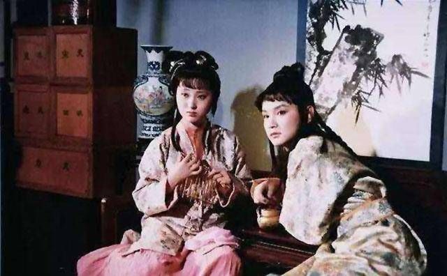 嫁给|黛玉嫁给宝玉,或是贾府免于衰败的唯一途径,可惜贾府无人看透