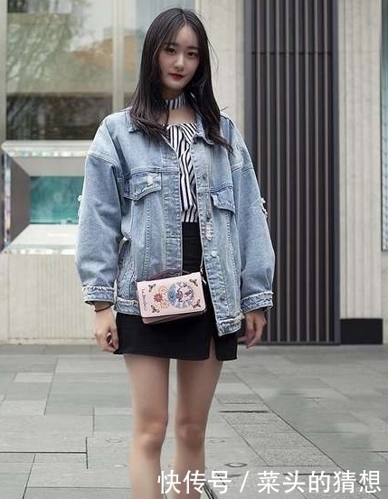 街拍如果我有500万,我会倾其所有,将图一的她娶回家