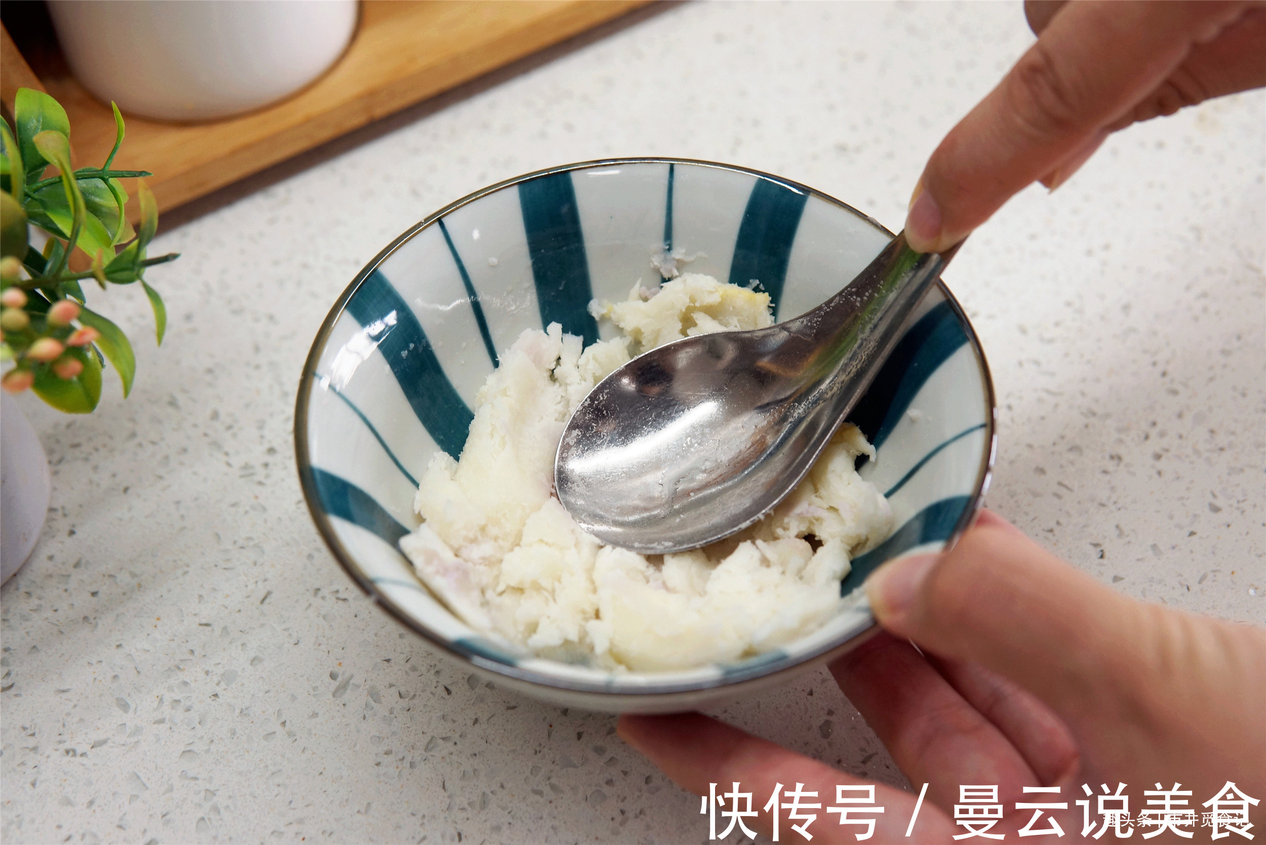 秋天喝牛奶豆浆,不如喝“美龄粥”,营养滋润,闺蜜都说气色好
