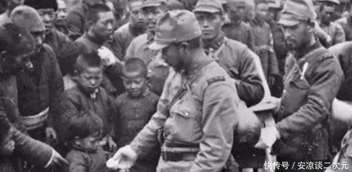 中国|抗战期间，日军为何喜欢给中国小孩糖吃？日教科书这样说