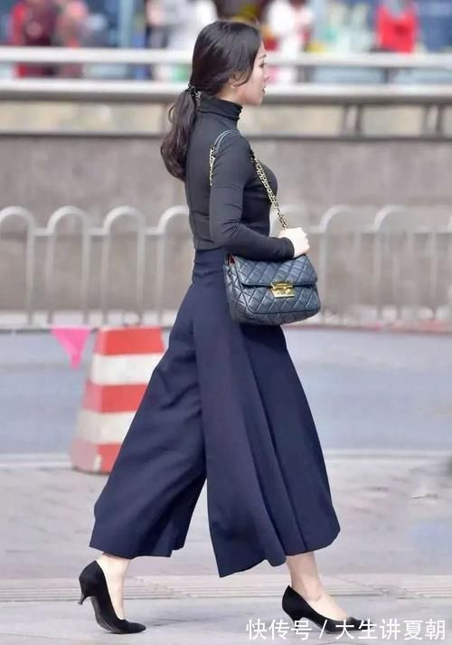 搭配 秋季高冷范的搭配,阔腿裤穿出了裙装的美,美的高雅有气势