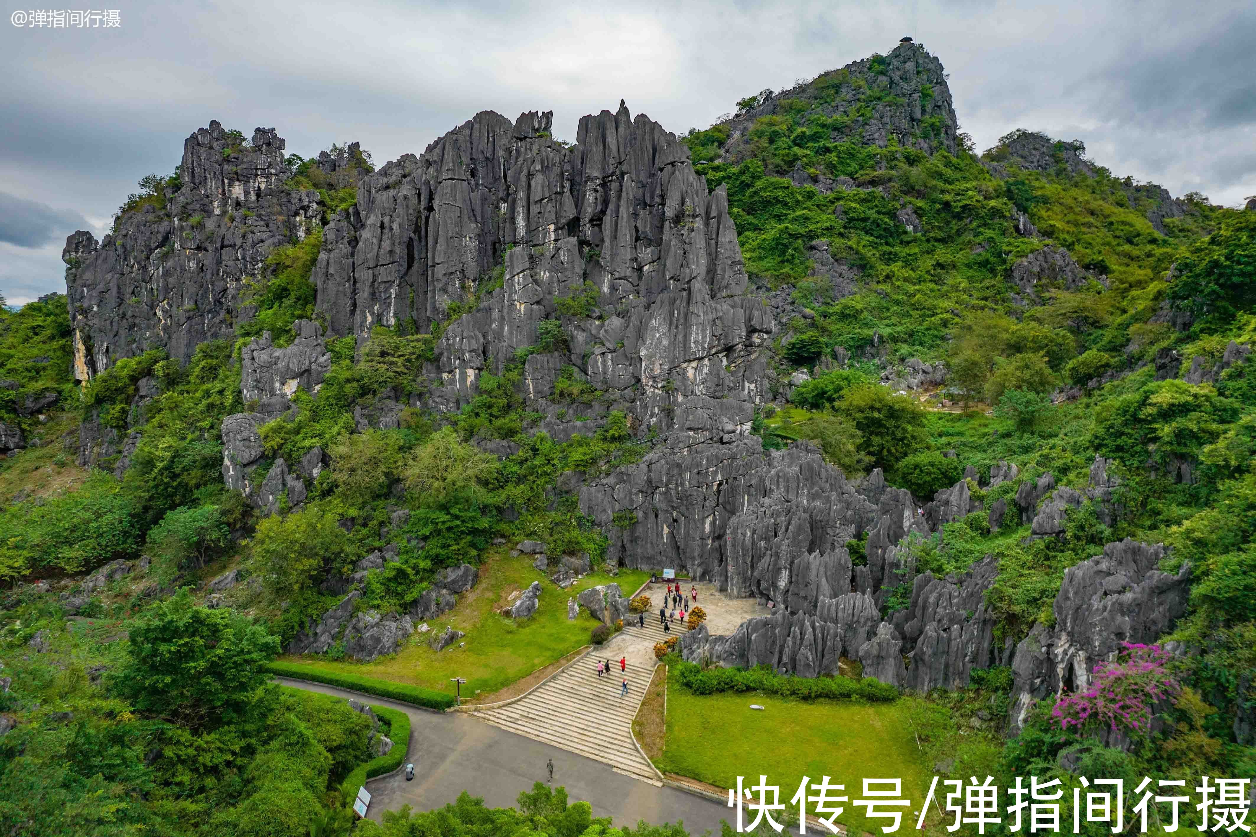 广东罕见的石林景观，奇峰如万剑直插云天，风光堪比云南石林