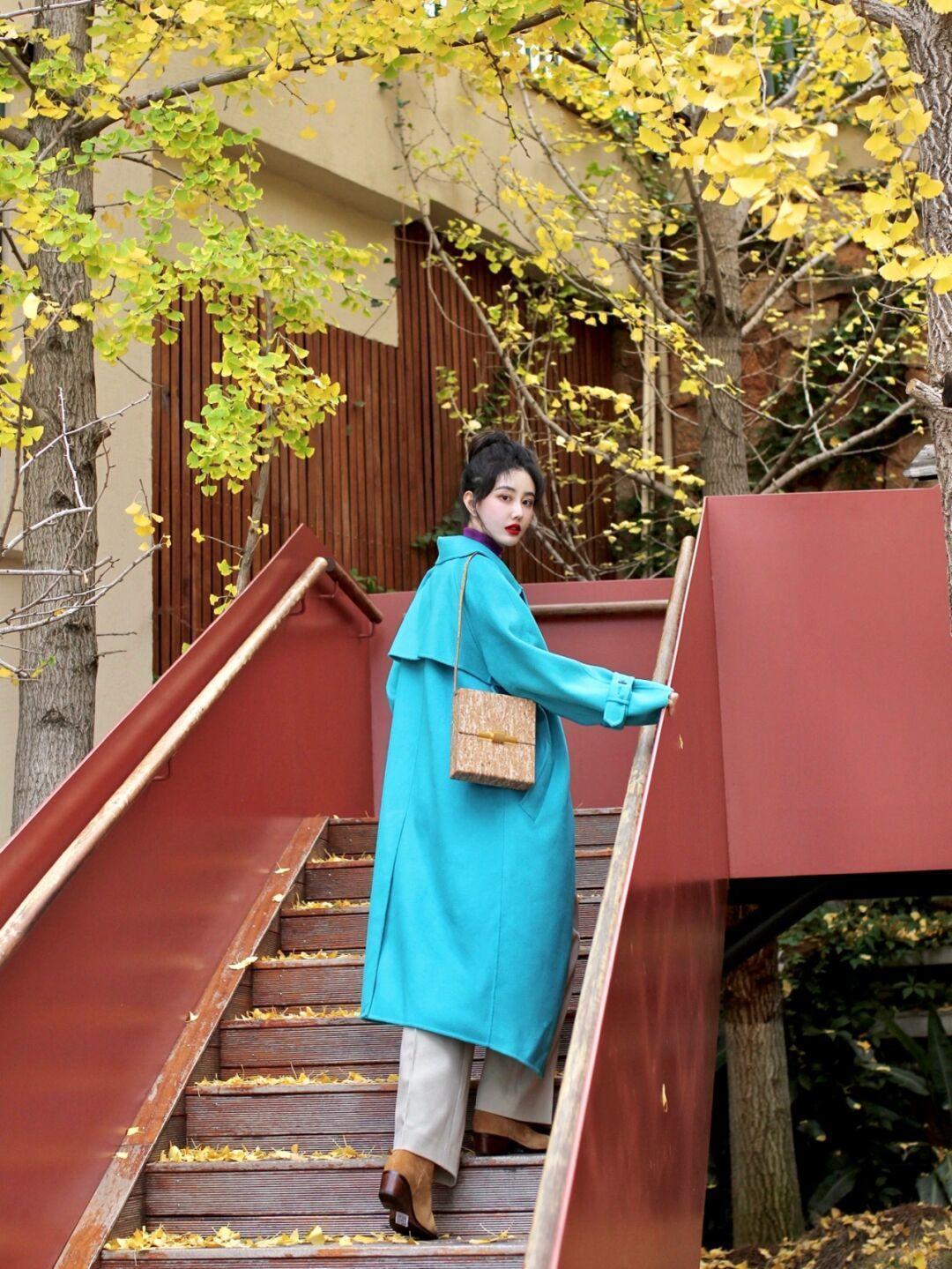 搭配|这才是优雅女性冬季最高级搭配,4款实用大衣分享给你,真美