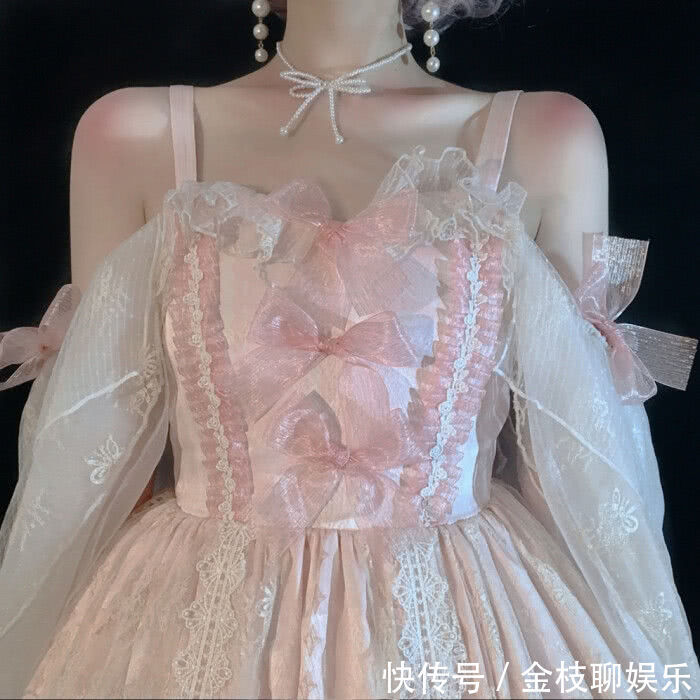 矜持|神仙·部位头像丨世间无限丹青手,一片伤心画不成