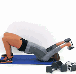 背部|了解不同仰卧屈臂上拉动作演示，如何侧重不同肌肉进行针对练习？